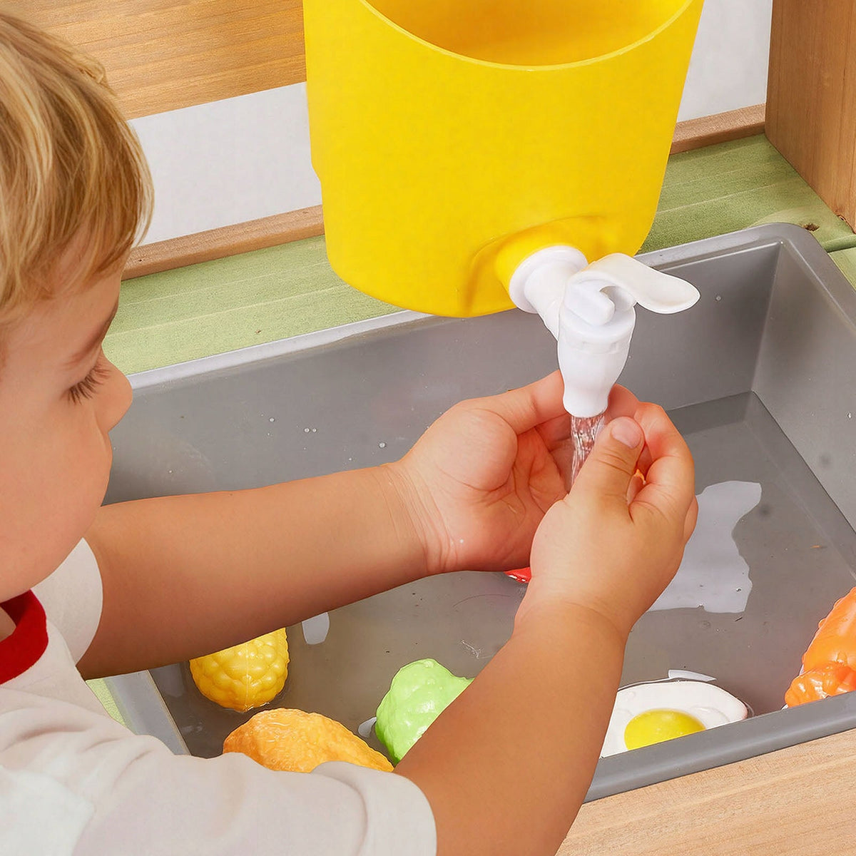 PREMIUM VEVOR WOODEN PLAY KITCHEN WITH FAUCET AND ACCESSORIES FOR CHILDREN
