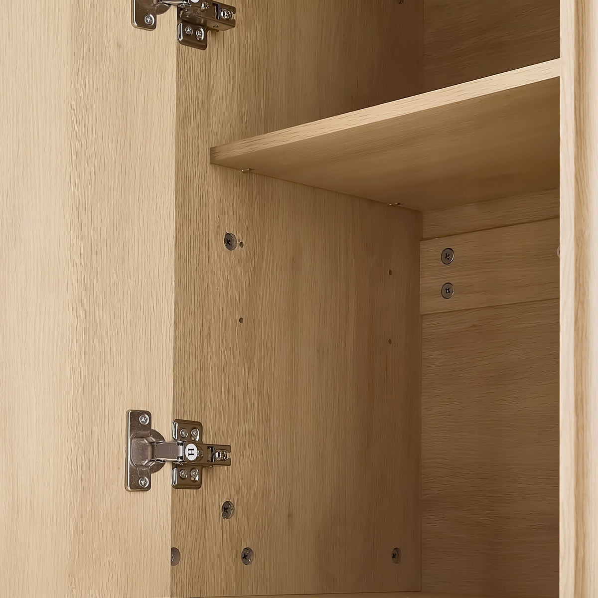 VEVOR KITCHEN CABINET WITH 2 SHELVES RIBBED MEDIEVAL SIDEBOARD